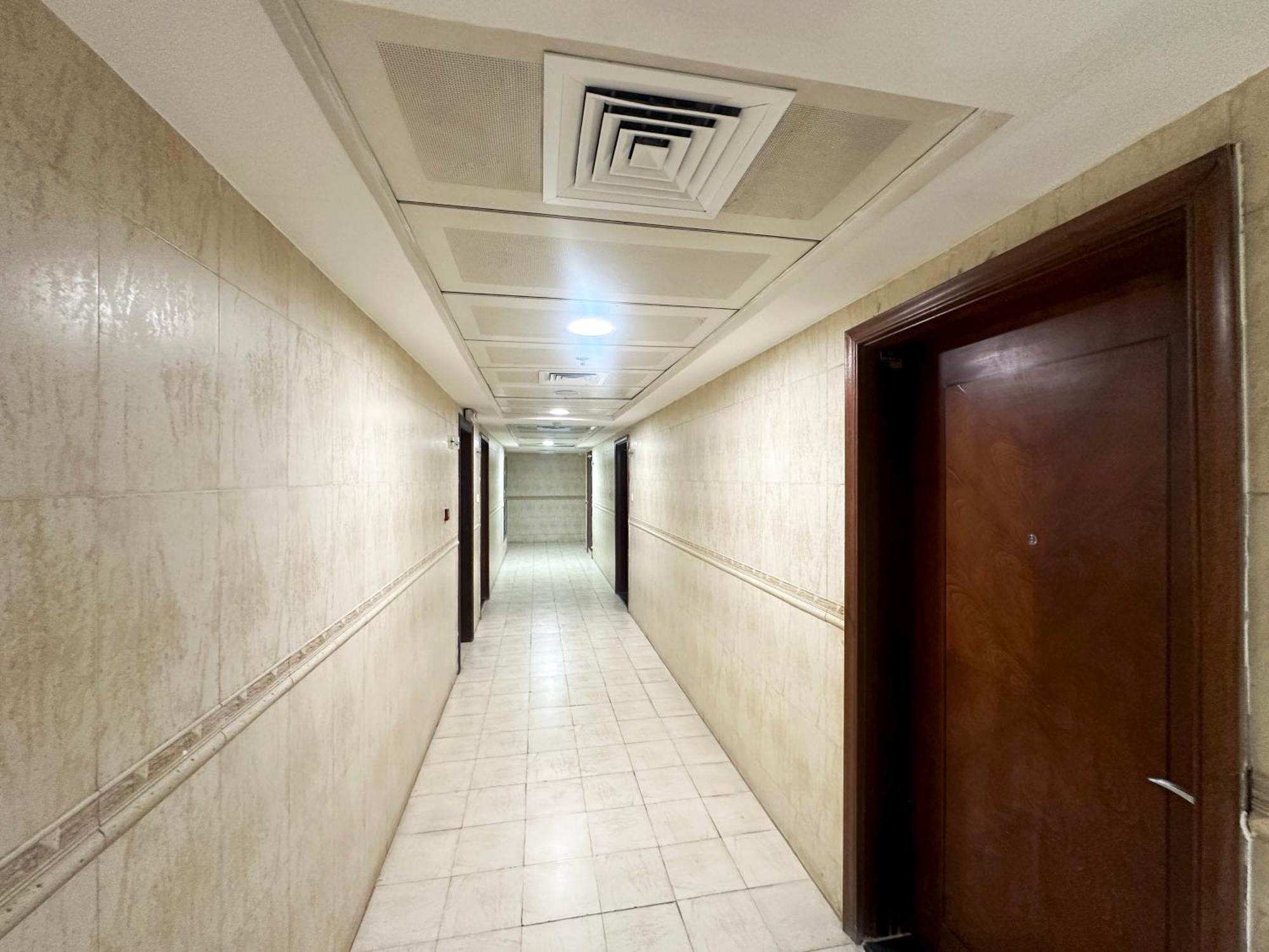 Horizon View Partition Room In Barsha Heights Near Metro Dubai Exterior photo